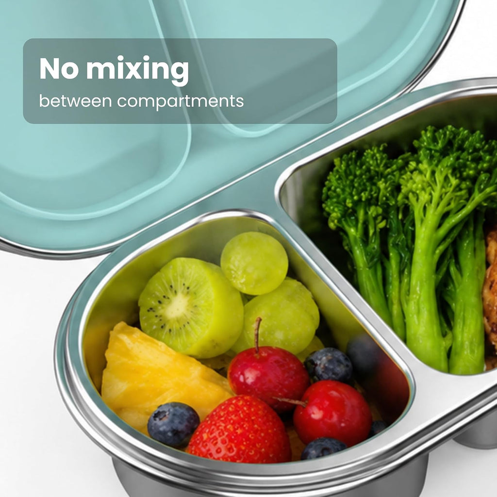 Green divided snack box with fruit and broccoli – no mixing between compartments