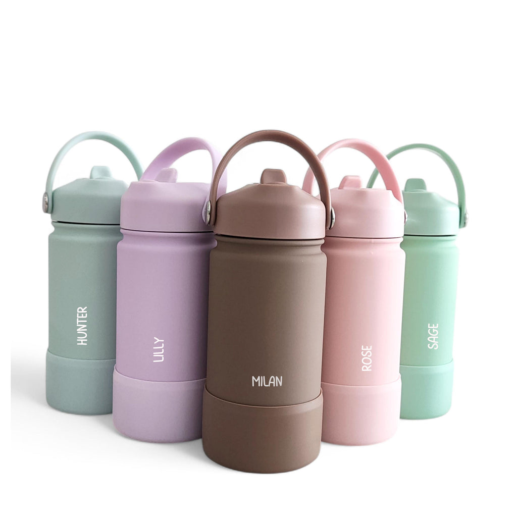 PAK-AH-BOO kids name water bottles in 5 pastel colours with engraved script names